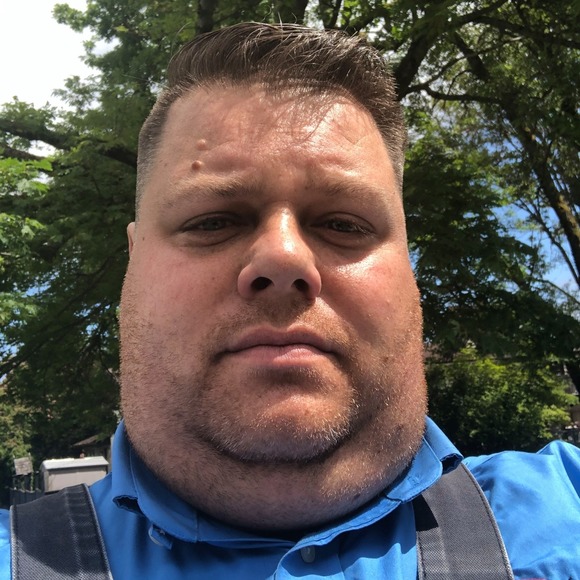 Meet your Posher, Rob - Picture 1 of 1